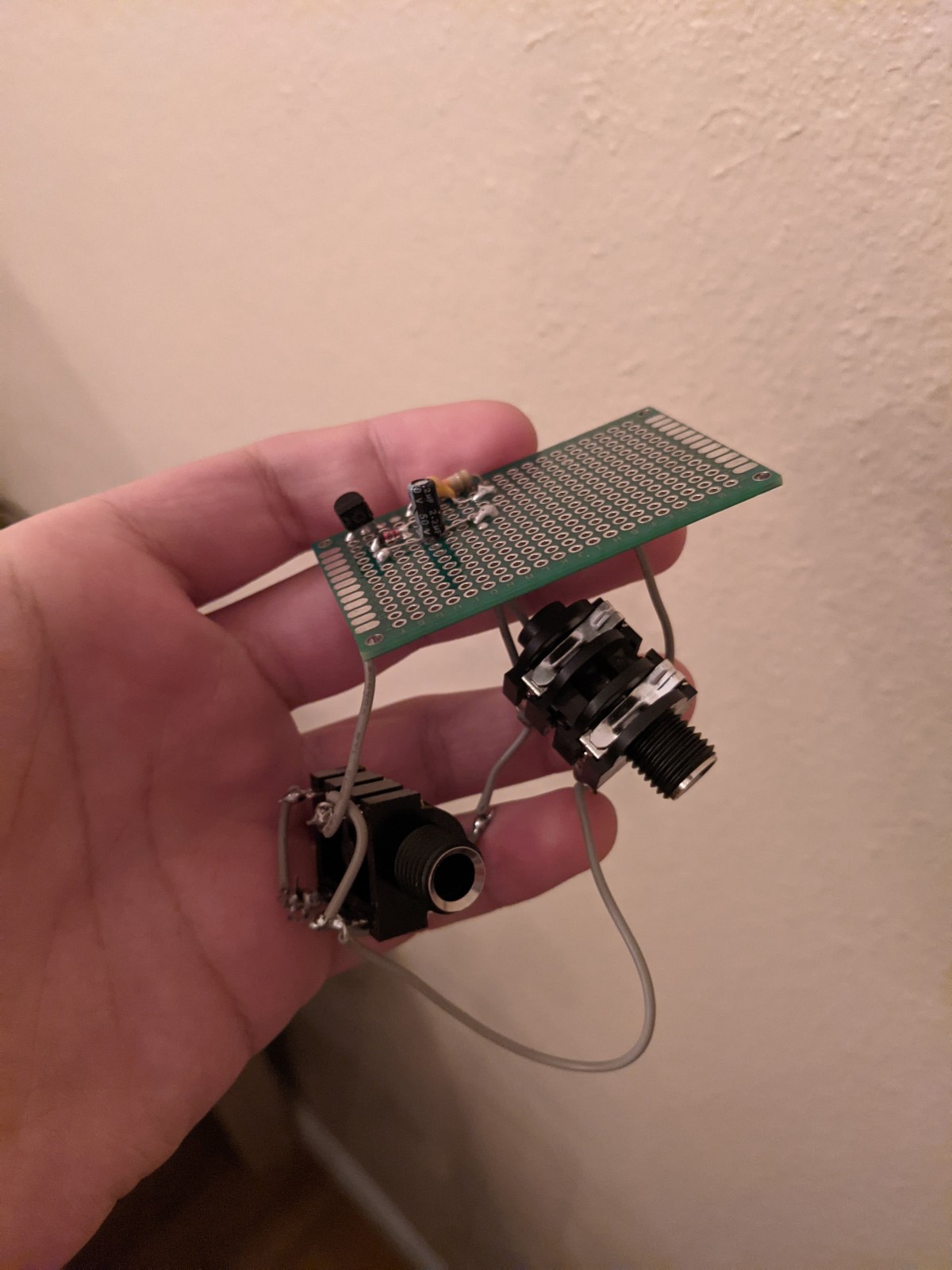 Fuzz Pedal (Very Simple) Fuzz Super Simple
